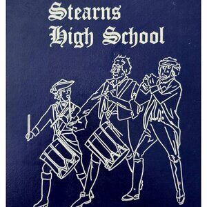 1976 Stearns High School Yearbook Millinocket Maine Spirit of 76 Vintage F22
